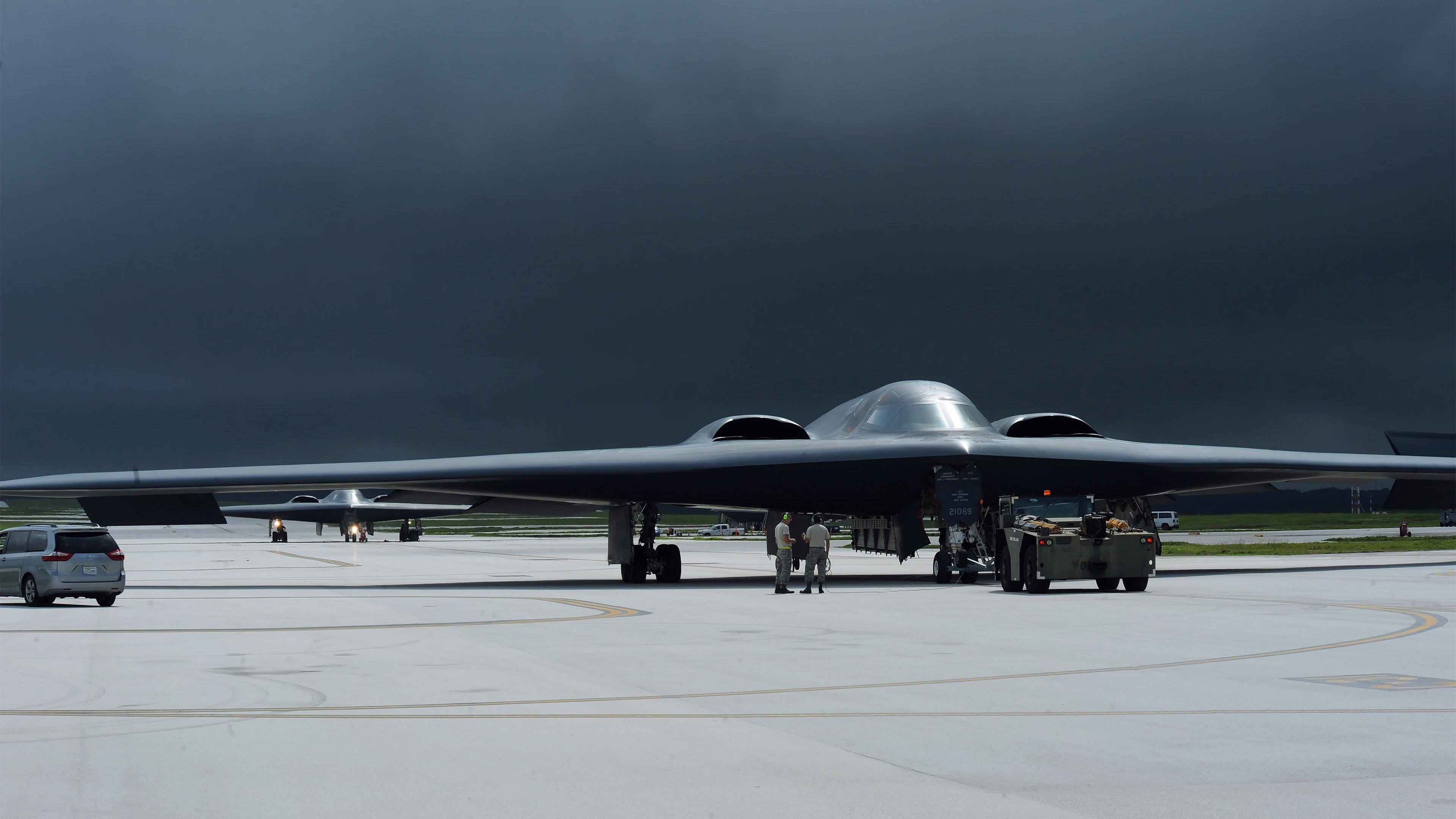 钢铁森林与孤独王者，多特蒙德铸就防守铁壁，阿劳霍一肩扛起巴萨的晋级希望