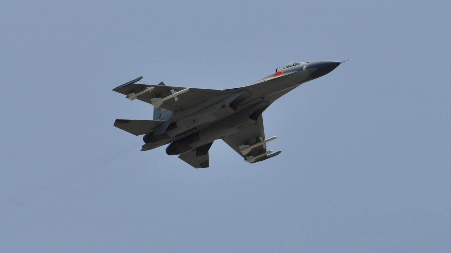 马克西编织胜利乐章,鹈鹕队魂觉醒,丹佛高原响起新奥尔良爵士