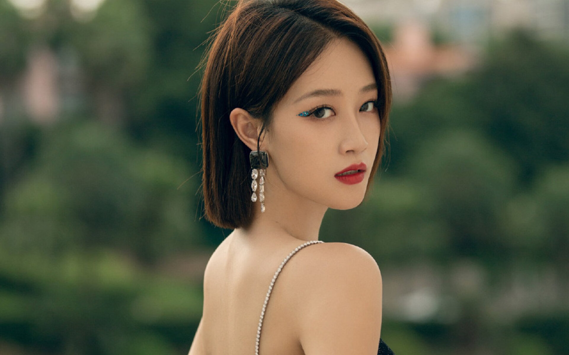 爵士大提琴手克莱奏响完美节奏，教科书级投射击穿鹈鹕防线