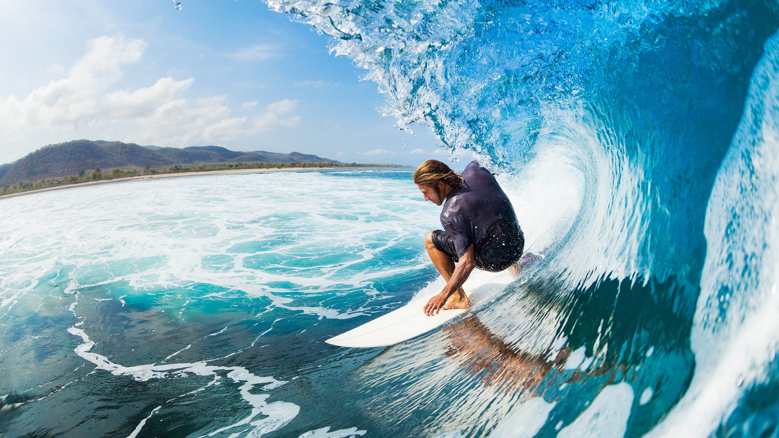 跨越山海与绿茵的独一性，血拼版图与关键先生
